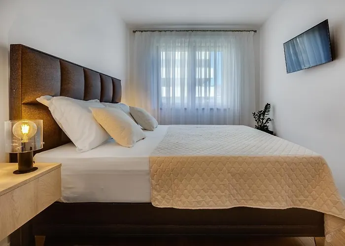 Diamond Two Bedroom Apartment