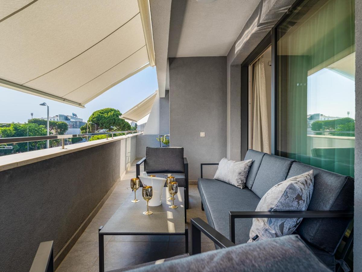 Apartment Diamond Two Bedroom *