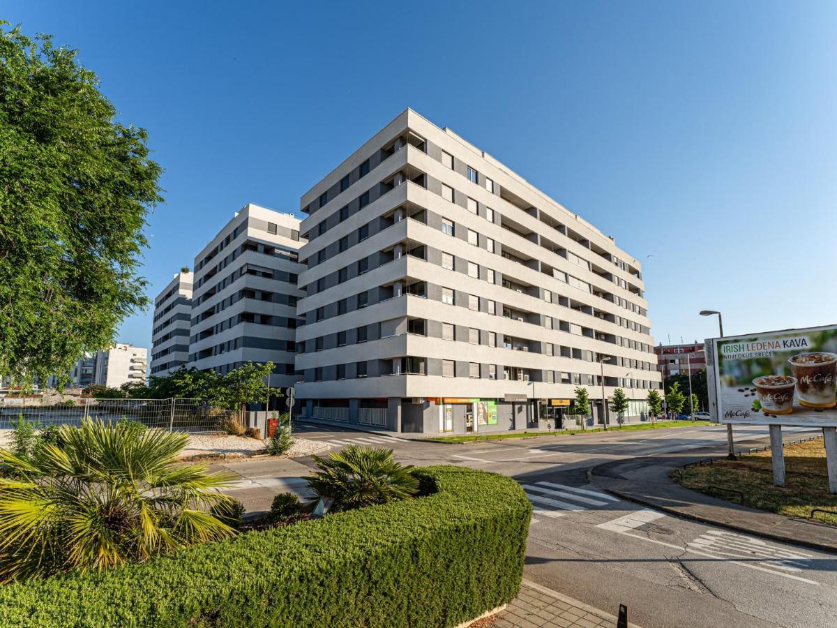 Diamond Two Bedroom Apartment Zadar